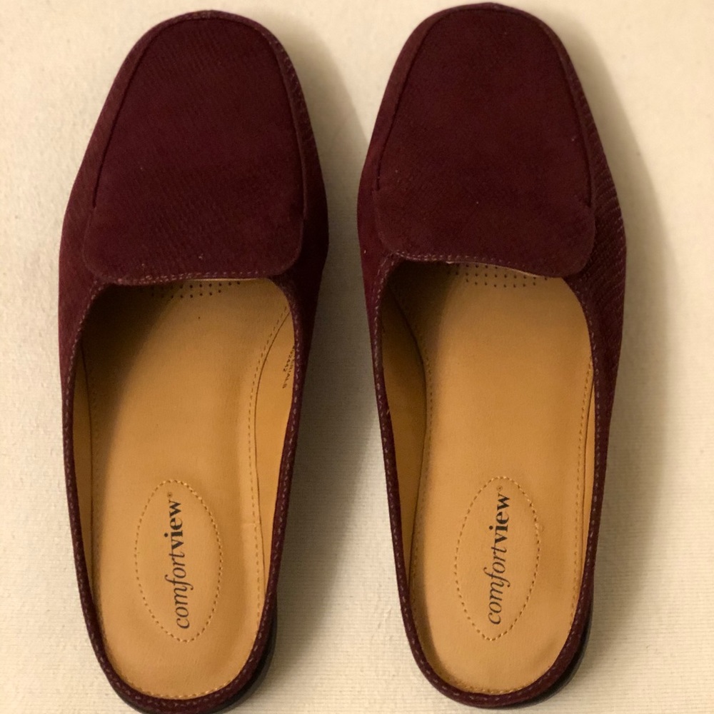 Comfortview  shoes NWOT